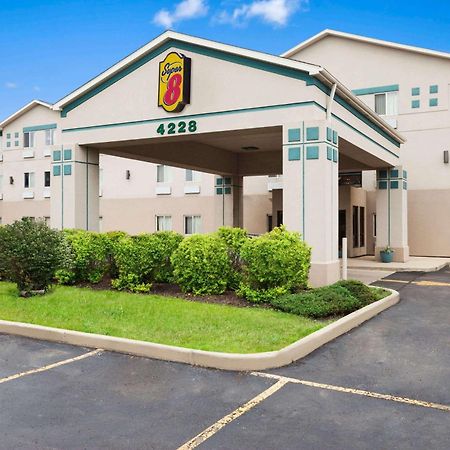 Super 8 By Wyndham Aurora/Naperville Area Екстериор снимка